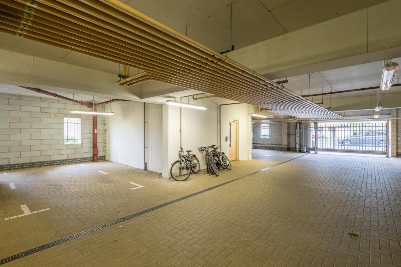 Executive 2Br Apartment Next To Station + Parking Кембридж Экстерьер фото